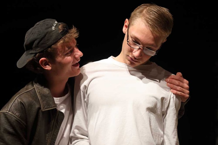 Theater 12a "Einer flog über das Kuckucksnest"